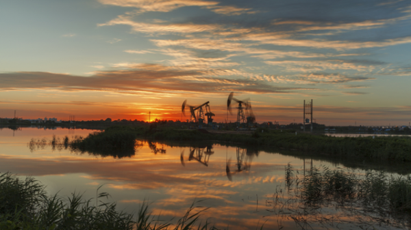 天盈配资 壮丽70年，中国石油为高质量发展“加油”