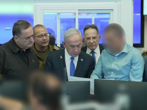 嘉信资本 特朗普“感觉很糟糕” 专家: “最大输家”是美国