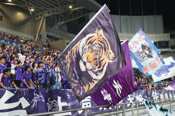 东启网 4: 0主场扬威! 津门虎四球盛宴点燃滨城激情